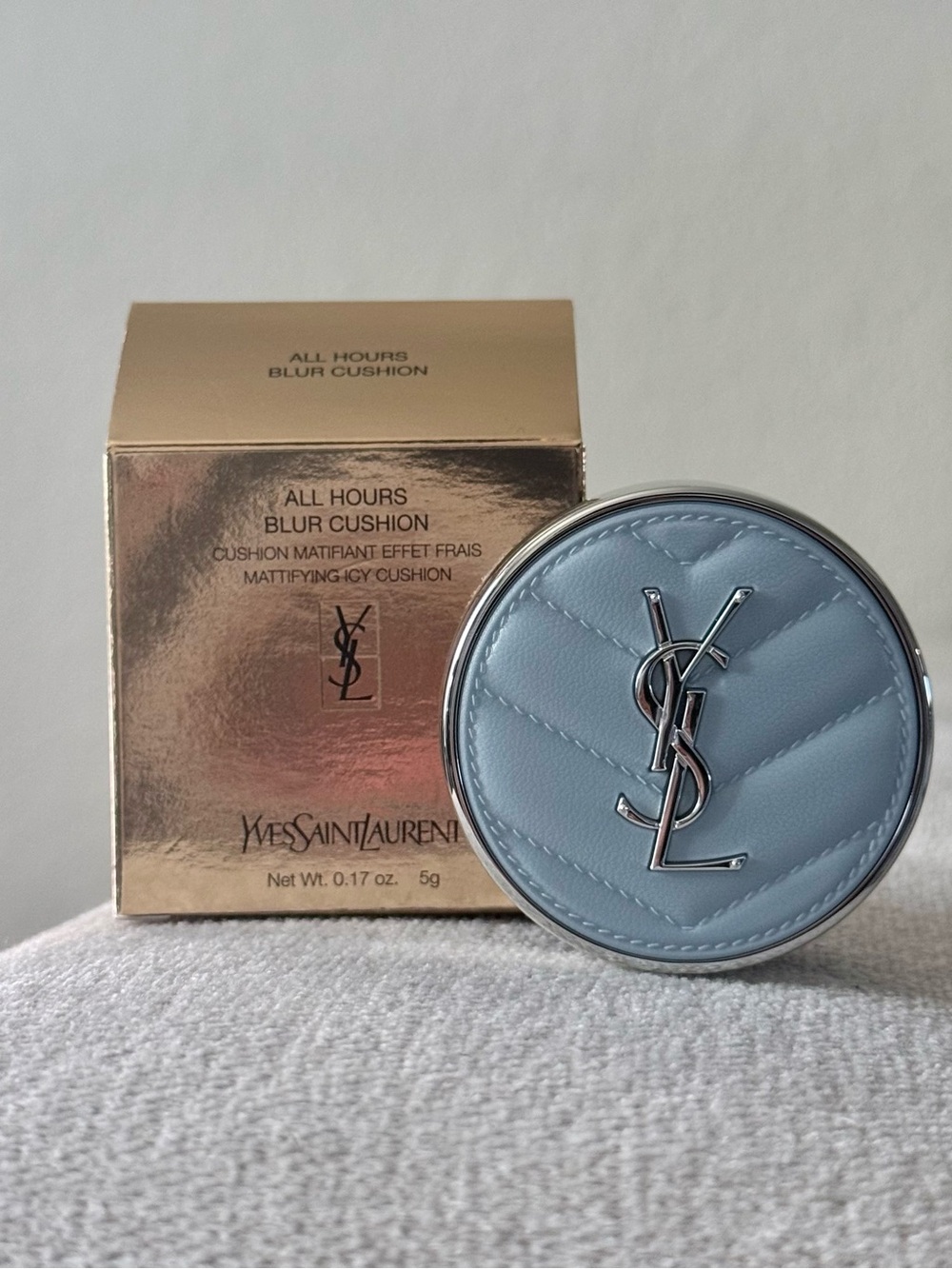 Yves Saint Laurent All Hours Blur Cushion Makeup